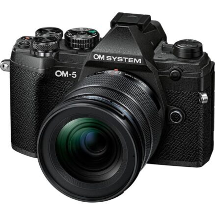 OM SYSTEM OM-5 + 12-45mm F4.0 PRO zwart - Afbeelding 5