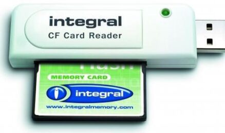 Integral Compact Flash Reader