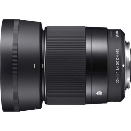 30mm f/1.4 DC DN (C) SE