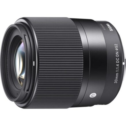 30mm f/1.4 DC DN (C) SE