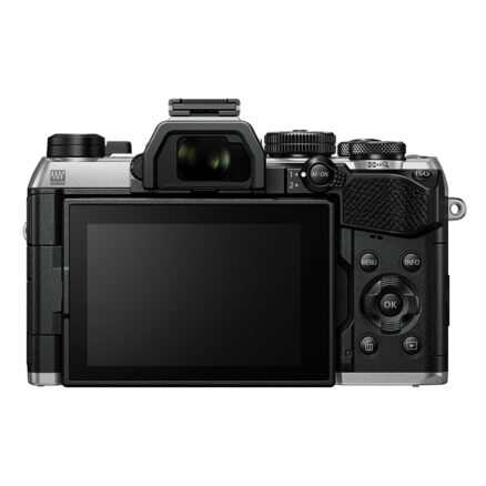 OM SYSTEM OM-5 Mark II Zilver + 12-45mm F4.0 PRO Zwart