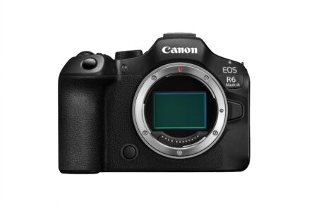 Canon EOS R6 Mark III pre order