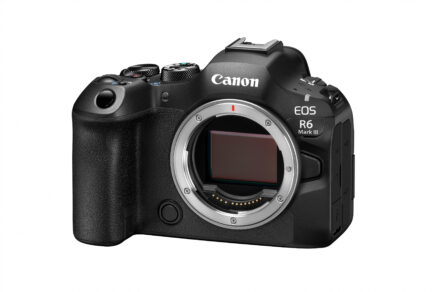 Canon EOS R6 Mark III pre order