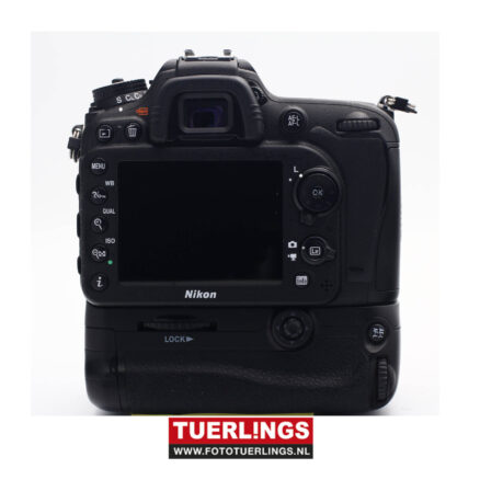 Nikon D7100 + nieuwe grip occasion